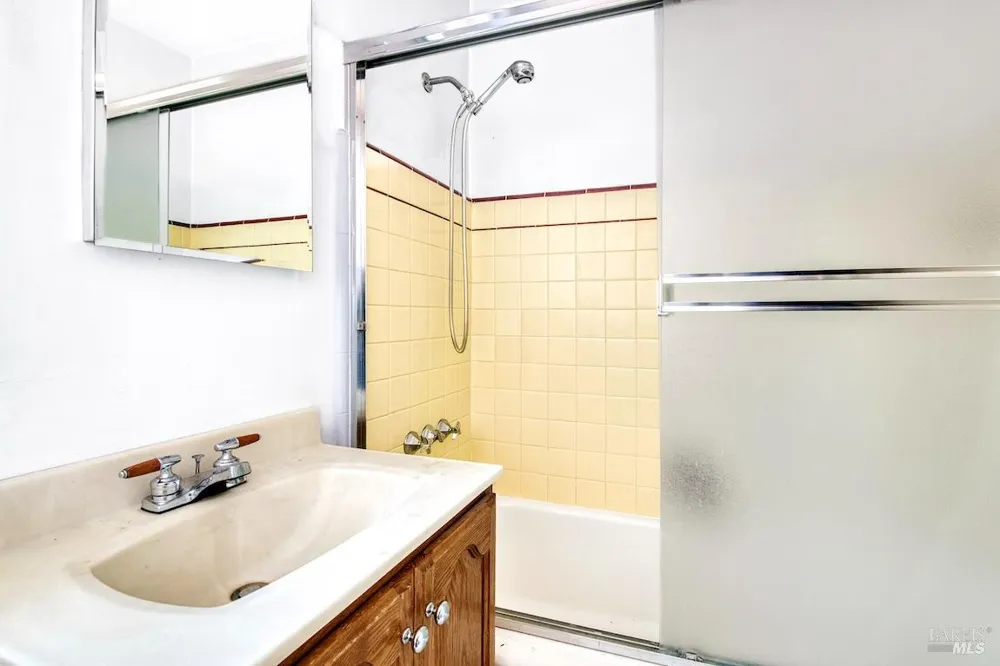 25 Redding Way San Rafael, CA 94901
