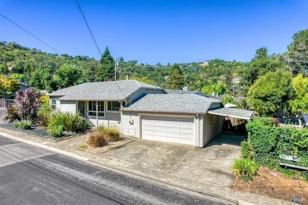 25 Redding Way San Rafael, CA 94901