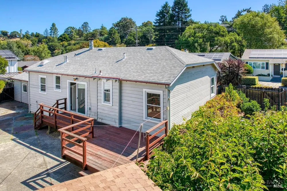 25 Redding Way San Rafael, CA 94901