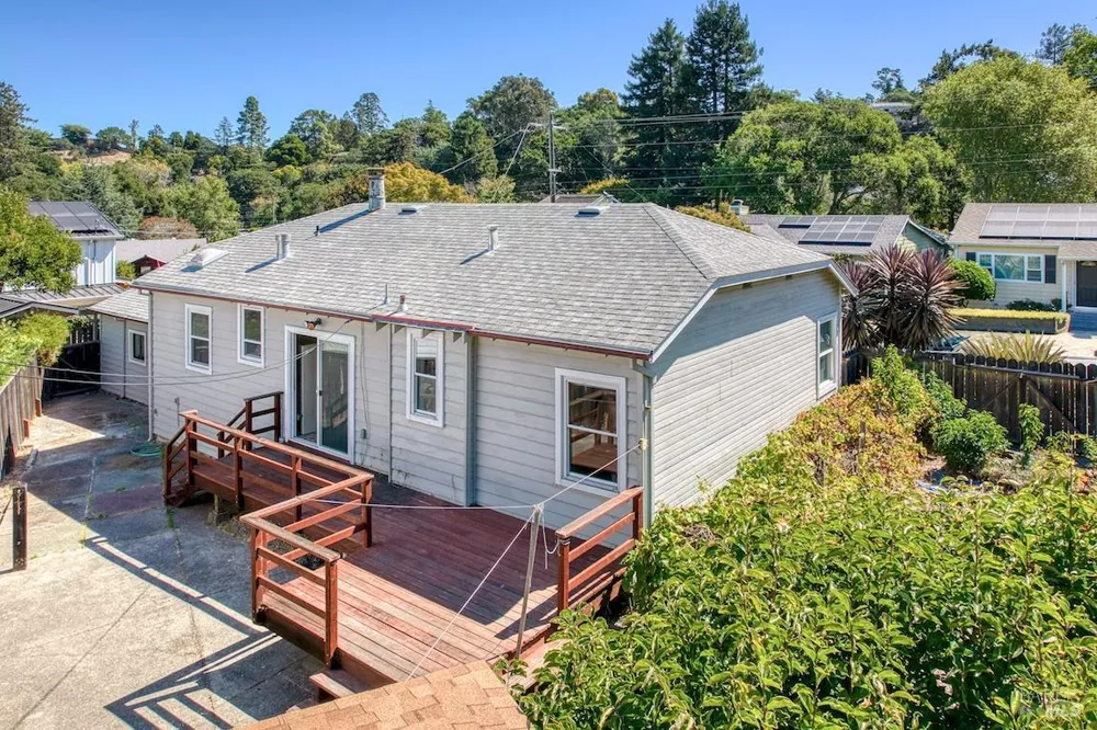 25 Redding Way San Rafael, CA 94901