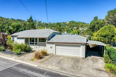 25 Redding Way