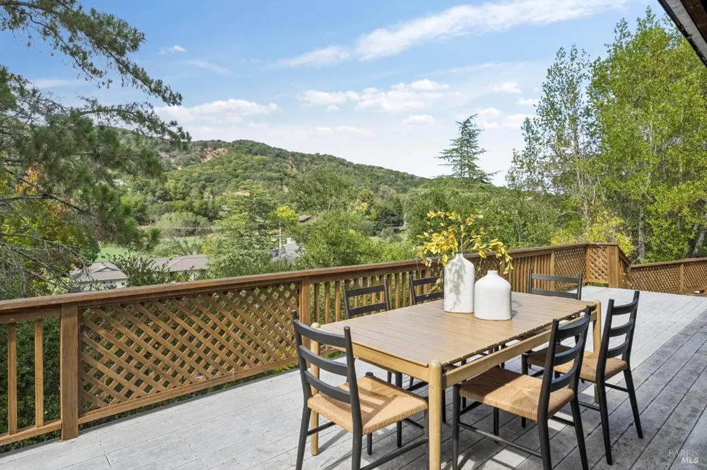 6 Thunderbird Drive Novato, CA 94949