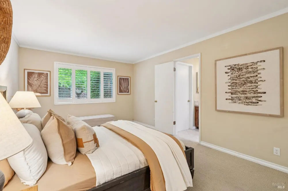 6 Thunderbird Drive Novato, CA 94949