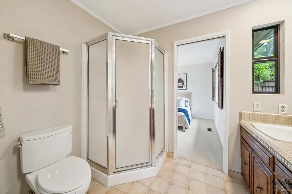 6 Thunderbird Drive Novato, CA 94949