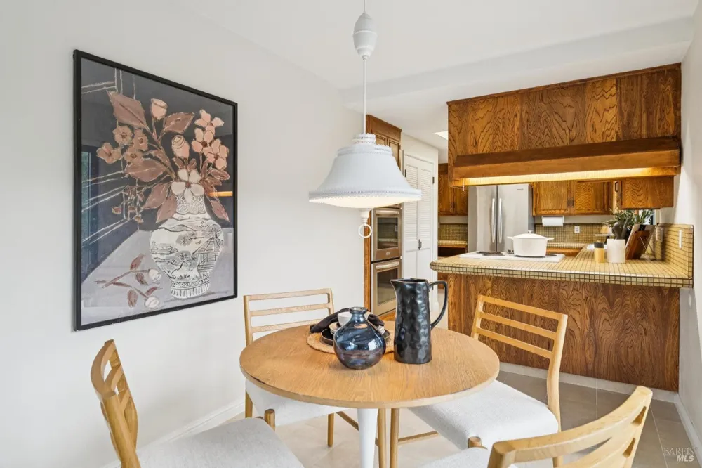 6 Thunderbird Drive Novato, CA 94949