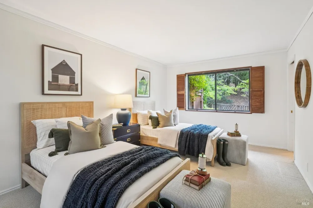 6 Thunderbird Drive Novato, CA 94949