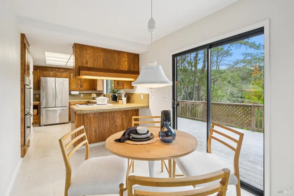 6 Thunderbird Drive Novato, CA 94949