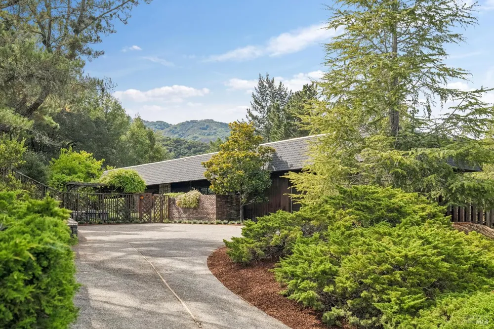 6 Thunderbird Drive Novato, CA 94949
