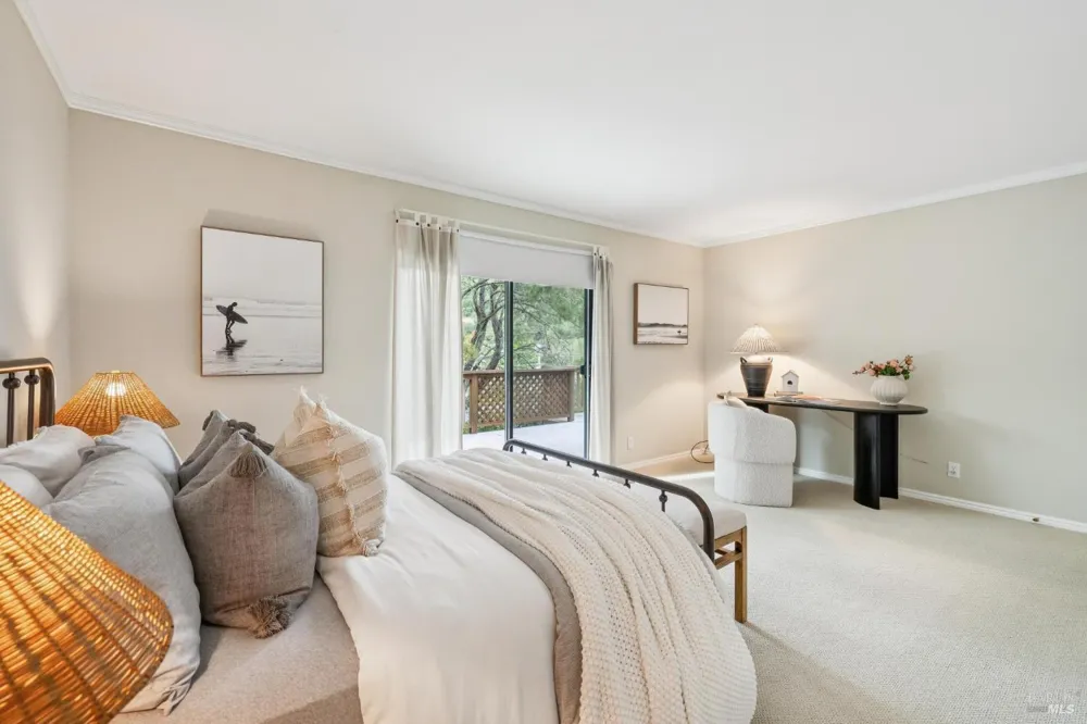 6 Thunderbird Drive Novato, CA 94949