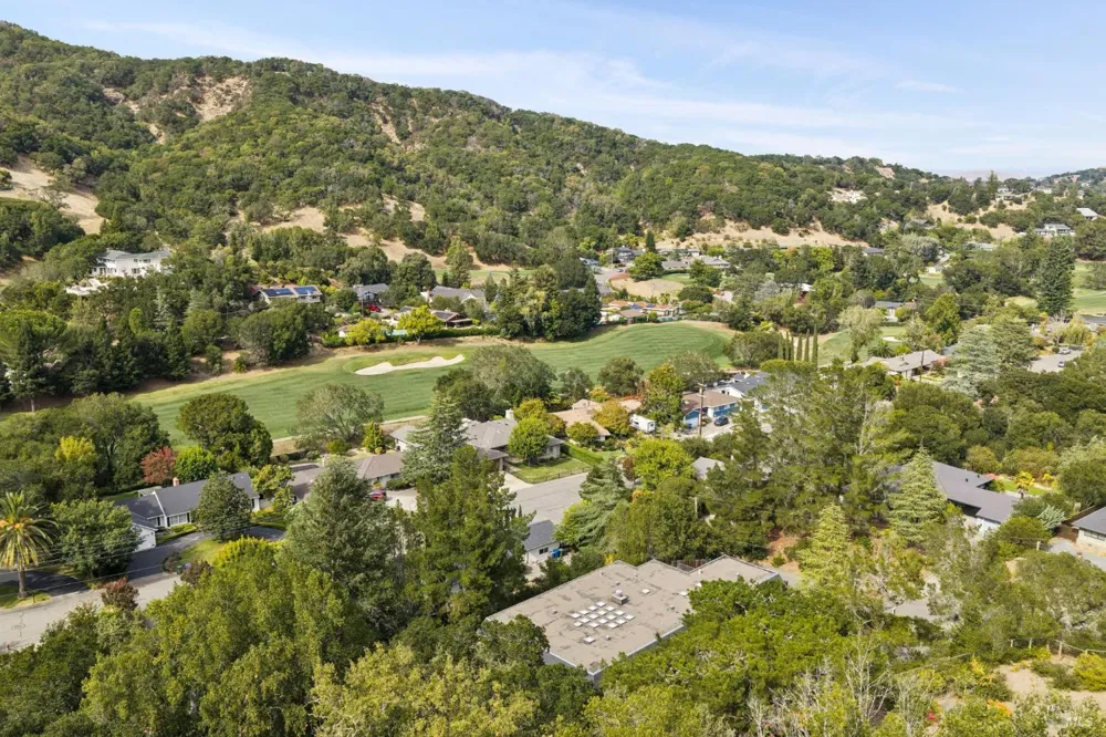 6 Thunderbird Drive Novato, CA 94949