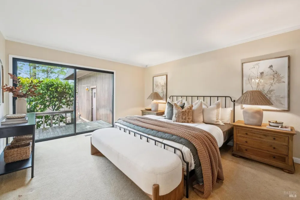 6 Thunderbird Drive Novato, CA 94949