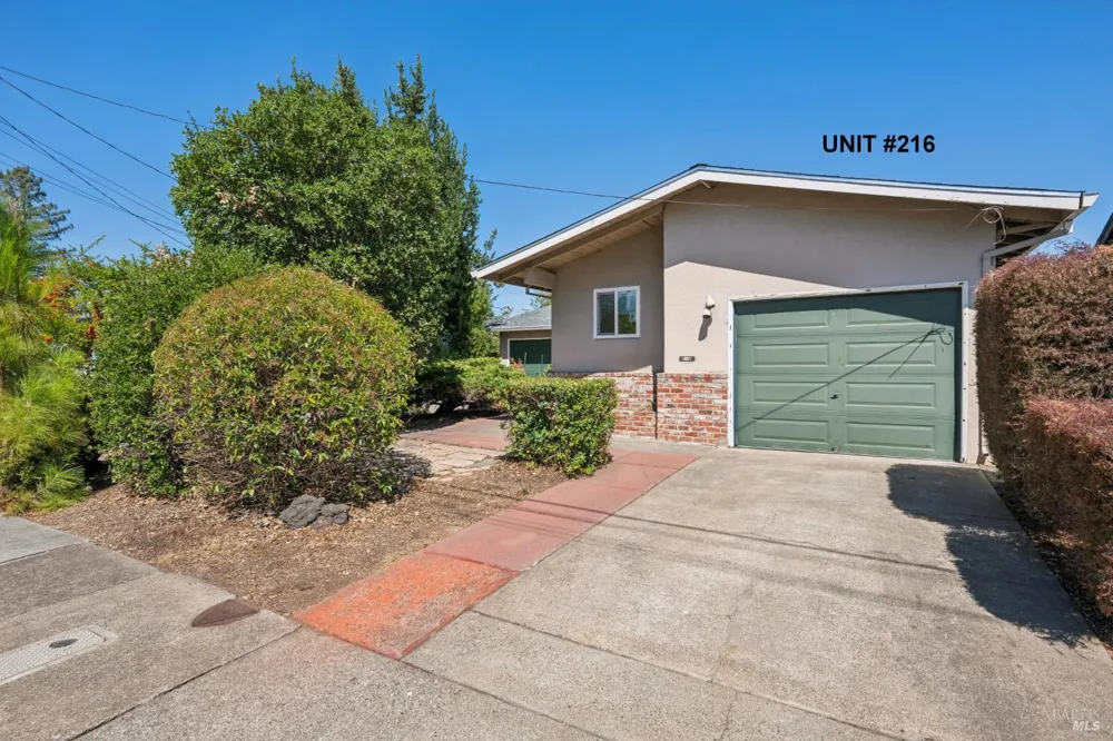 216 Andrieux Street Sonoma, CA 95476