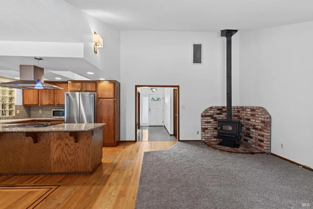 4323 Princeton Way Santa Rosa, CA 95405