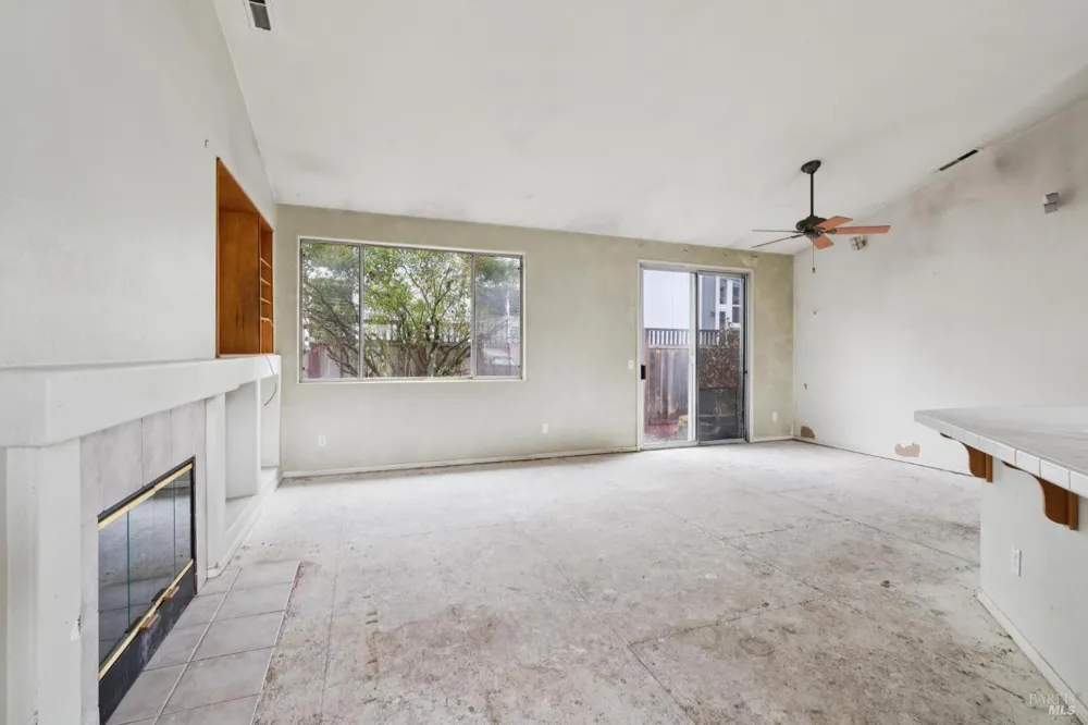 2013 Banjo Drive Santa Rosa, CA 95407
