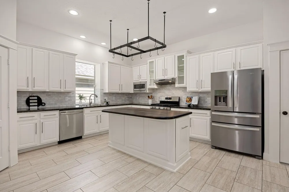 23 Pipers Meadow Street The Woodlands, TX 77382