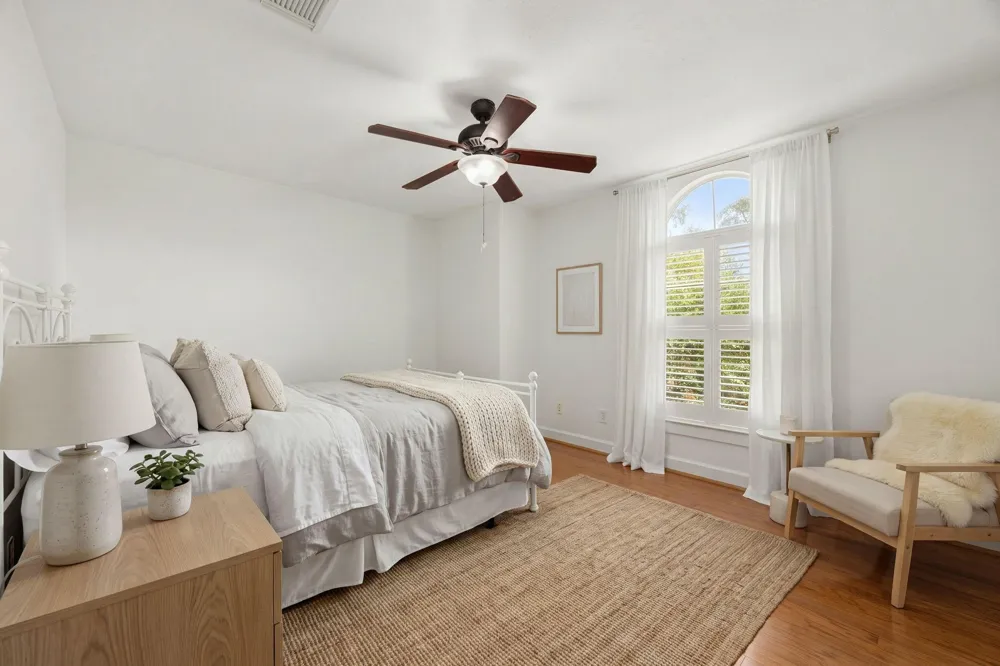 23 Pipers Meadow Street The Woodlands, TX 77382