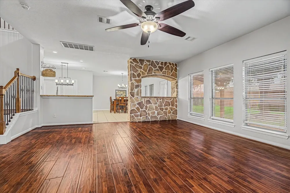 4702 Seabird Street Baytown, TX 77521