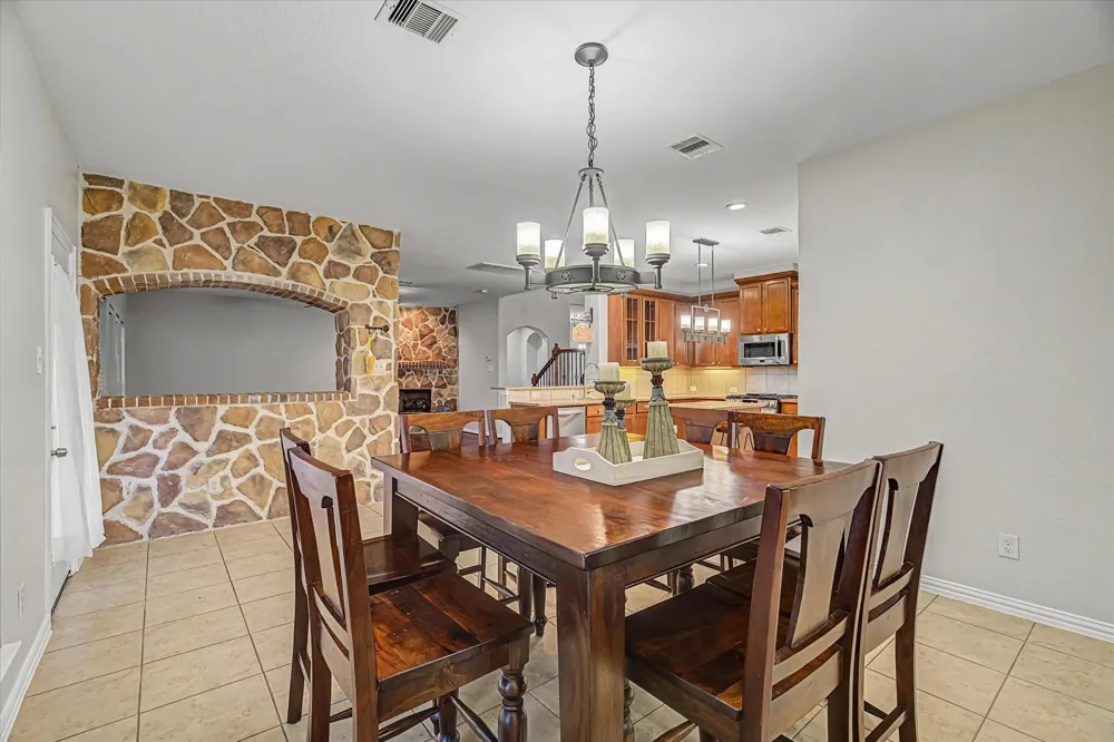 4702 Seabird Street Baytown, TX 77521