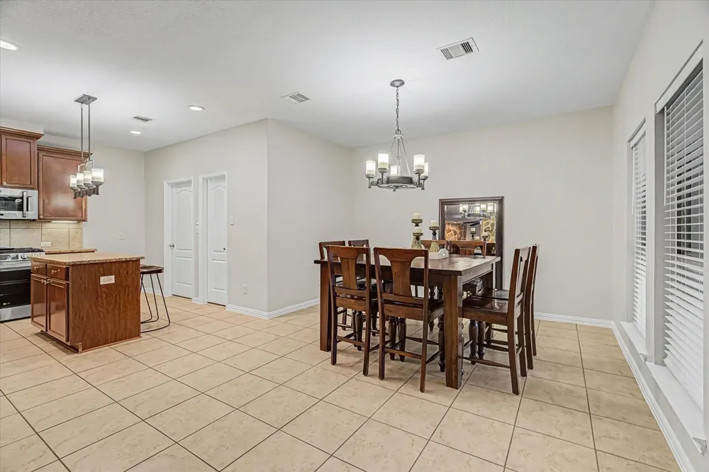 4702 Seabird Street Baytown, TX 77521