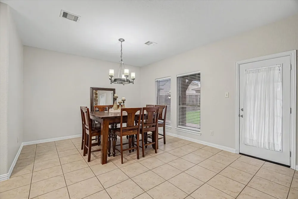 4702 Seabird Street Baytown, TX 77521