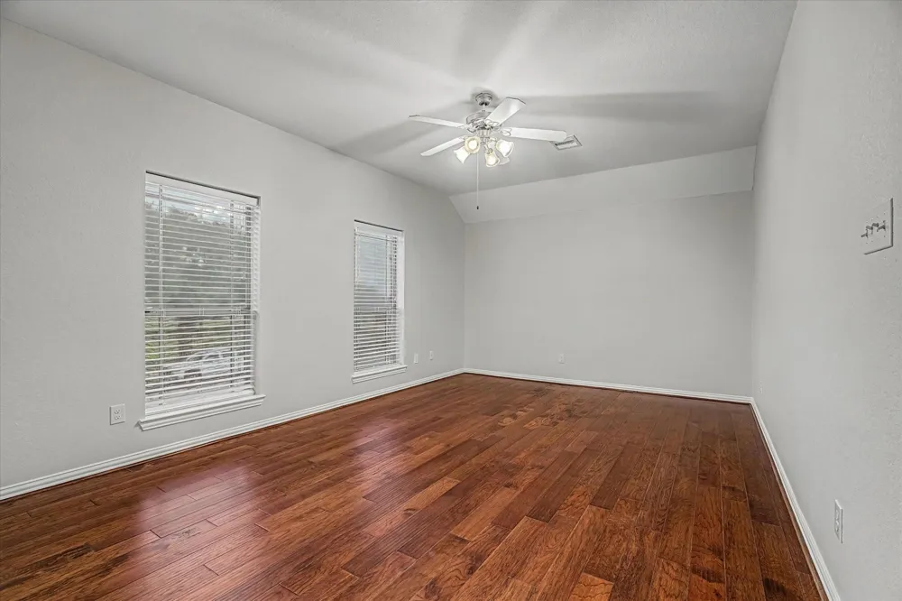 4702 Seabird Street Baytown, TX 77521