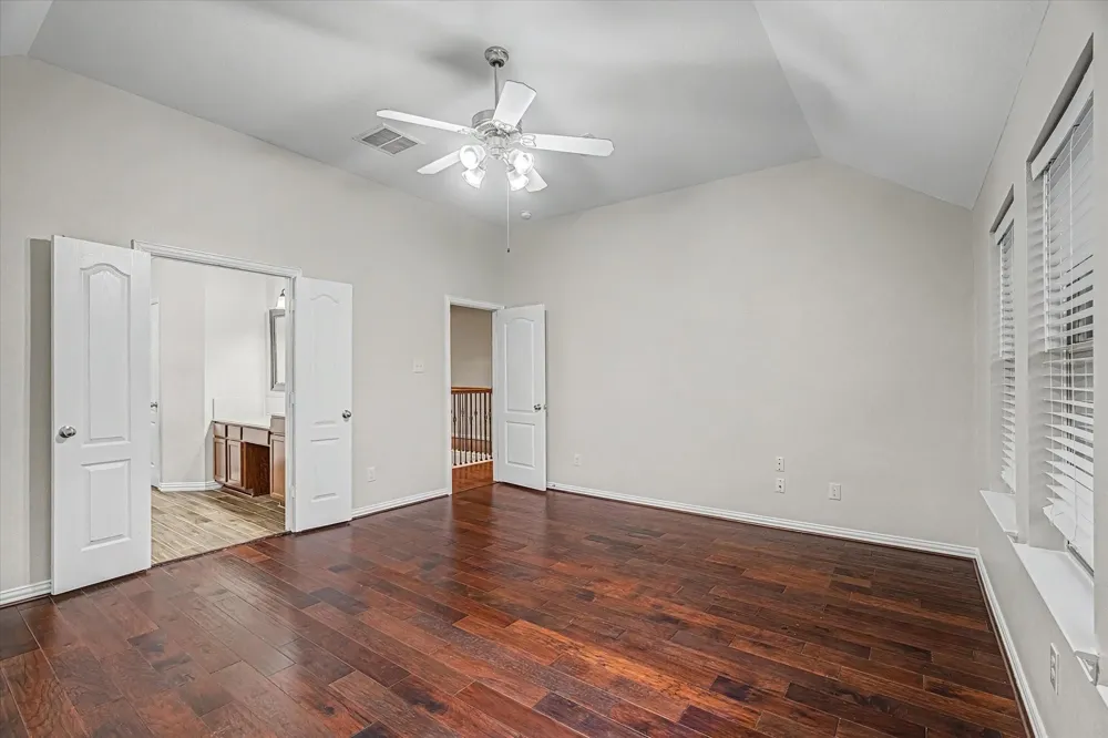 4702 Seabird Street Baytown, TX 77521