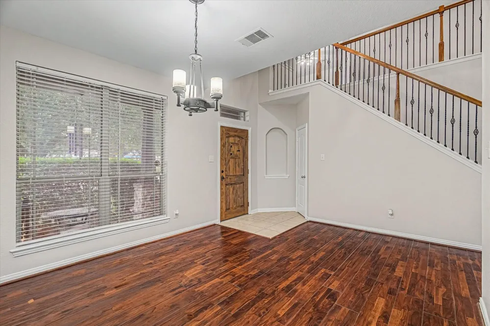 4702 Seabird Street Baytown, TX 77521