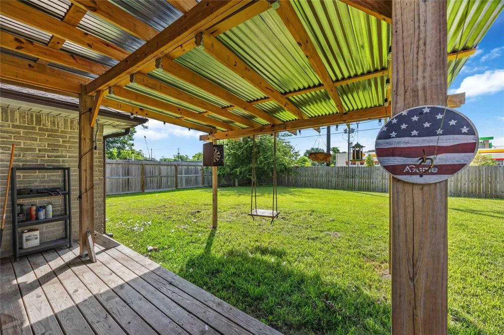 5427 Timpani Drive Friendswood, TX 77546