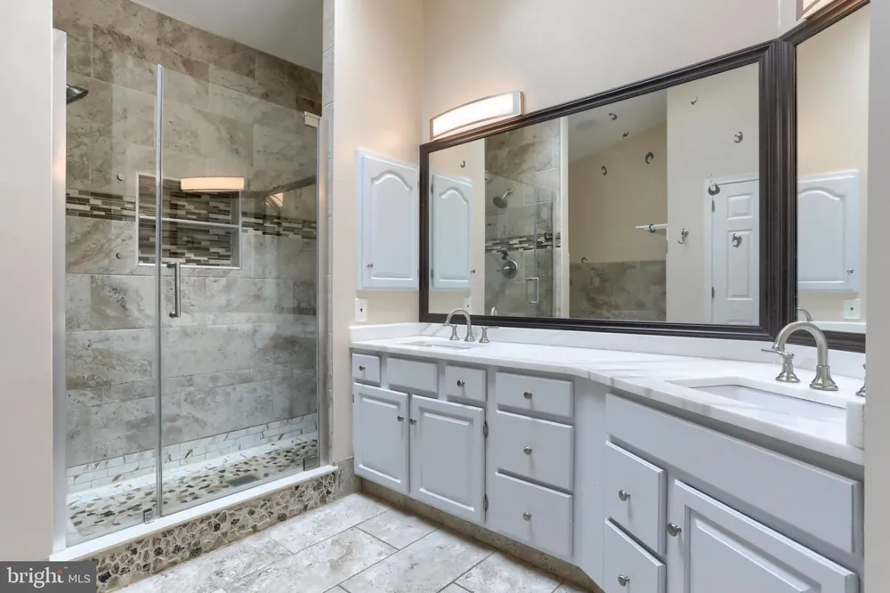 717 BROOKSIDE LANE Lebanon, PA 17042