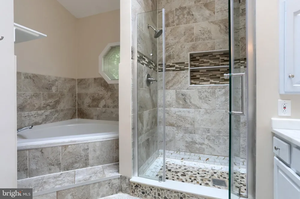 717 BROOKSIDE LANE Lebanon, PA 17042
