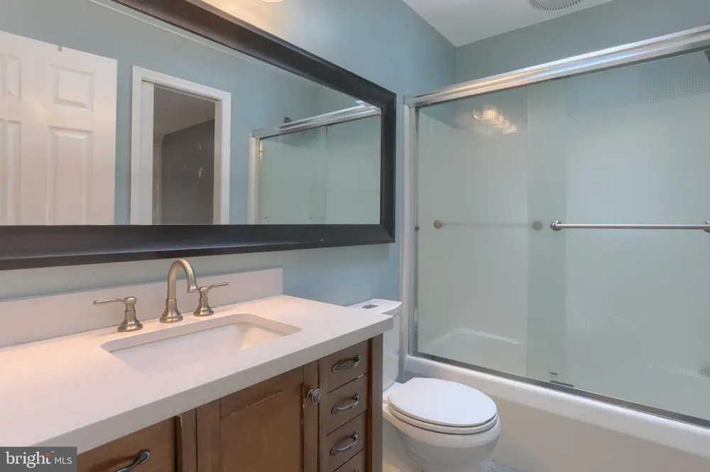 717 BROOKSIDE LANE Lebanon, PA 17042