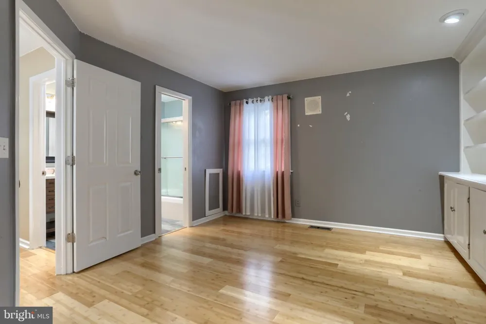 717 BROOKSIDE LANE Lebanon, PA 17042