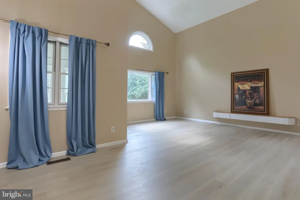 717 BROOKSIDE LANE Lebanon, PA 17042