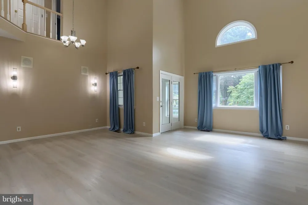 717 BROOKSIDE LANE Lebanon, PA 17042