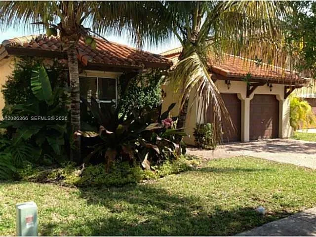 15243 SW 28 TE Miami, FL 33185