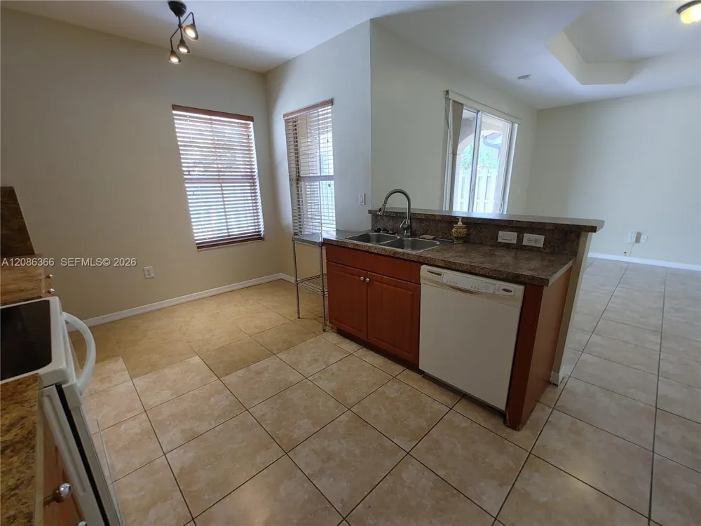 15243 SW 28 TE Miami, FL 33185