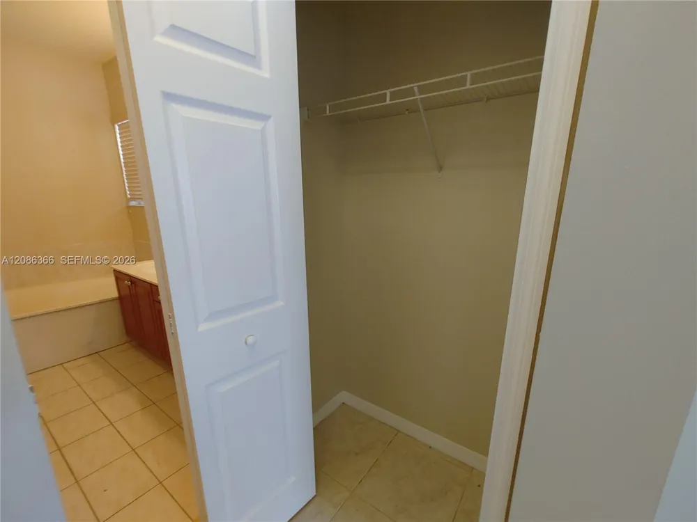 15243 SW 28 TE Miami, FL 33185