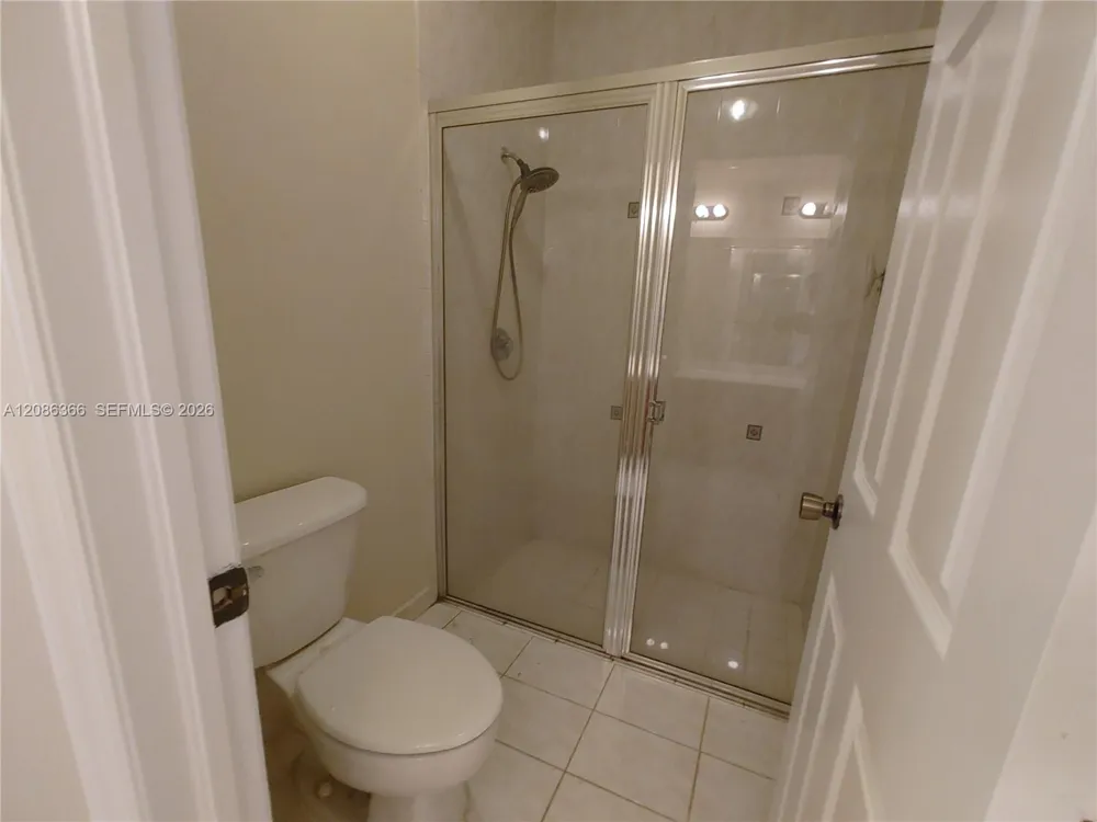 15243 SW 28 TE Miami, FL 33185