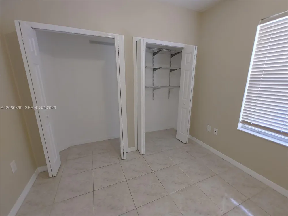 15243 SW 28 TE Miami, FL 33185
