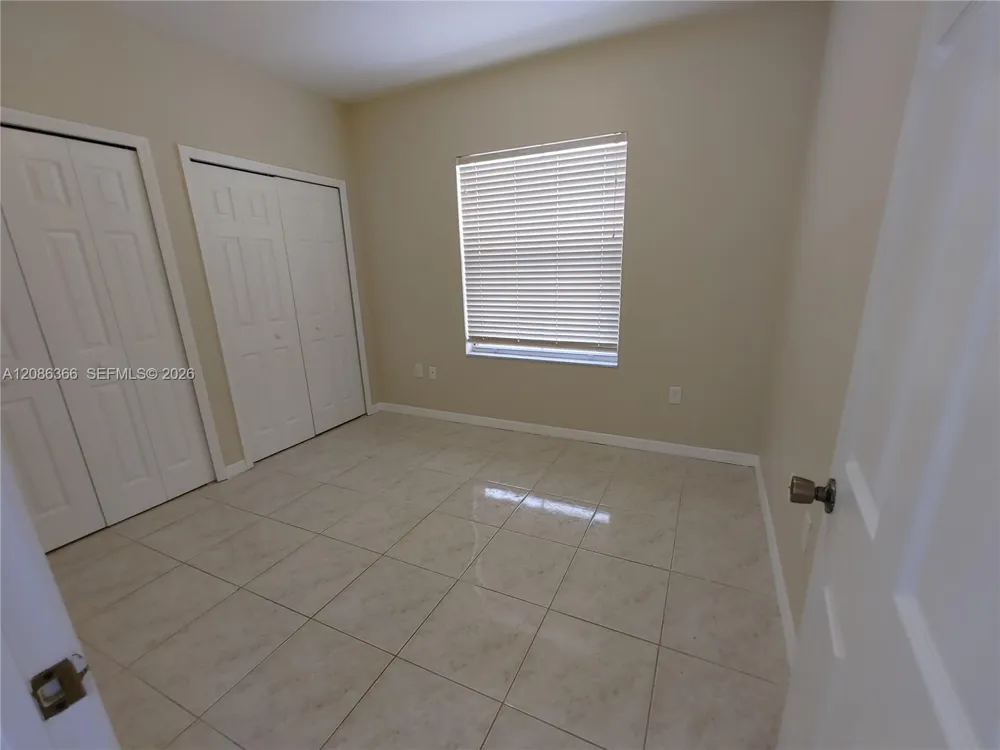 15243 SW 28 TE Miami, FL 33185