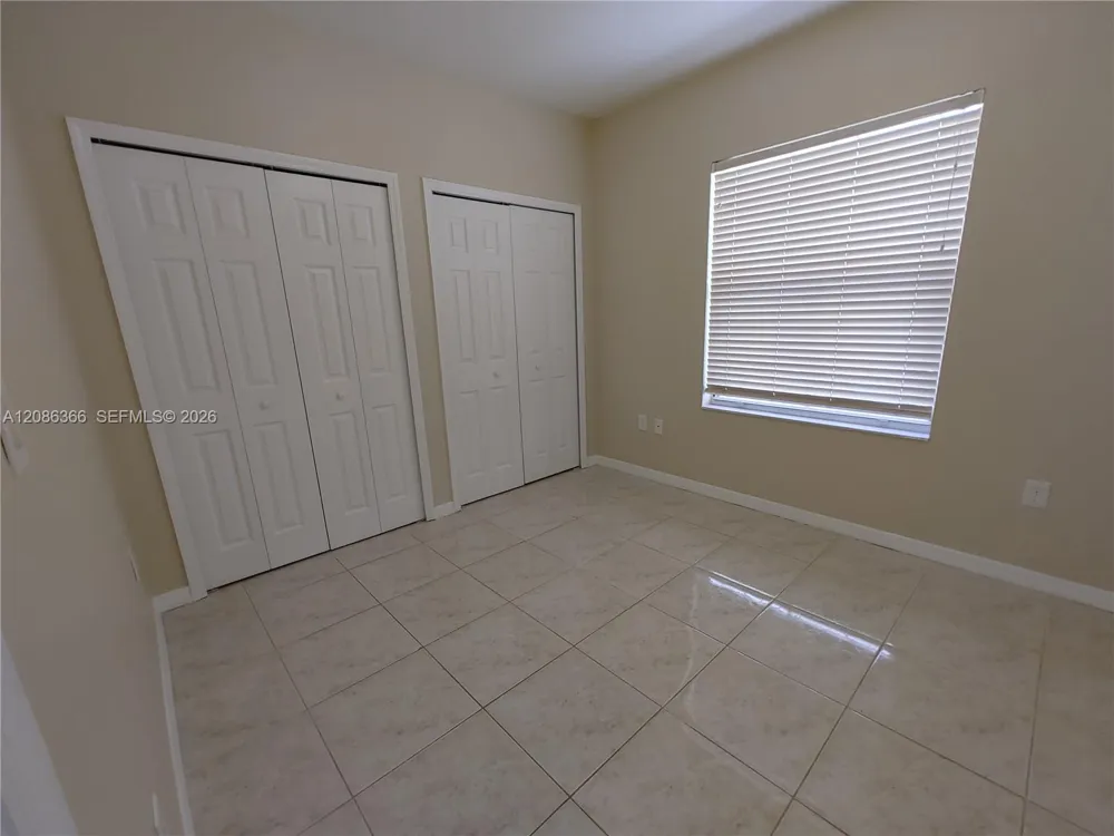 15243 SW 28 TE Miami, FL 33185