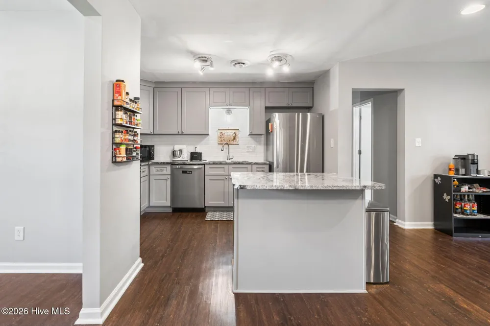 405 Dennis Road Jacksonville, NC 28546