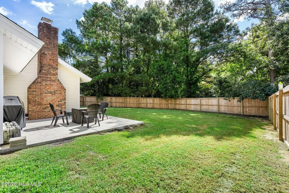 405 Dennis Road Jacksonville, NC 28546