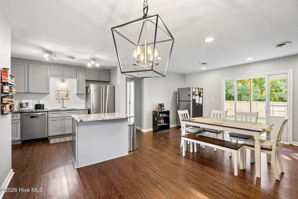 405 Dennis Road Jacksonville, NC 28546