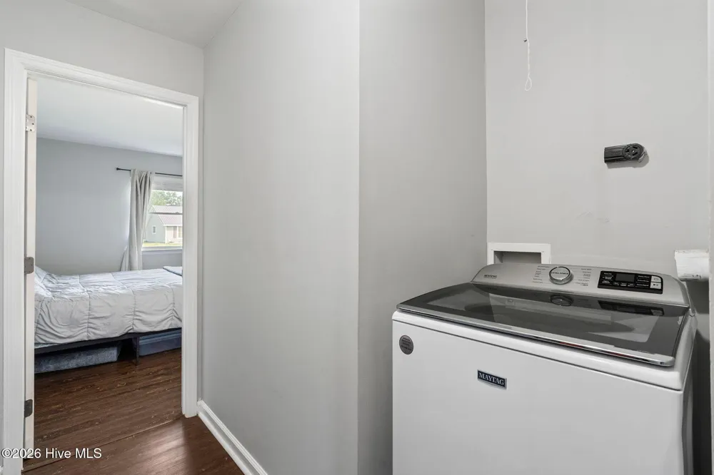 405 Dennis Road Jacksonville, NC 28546