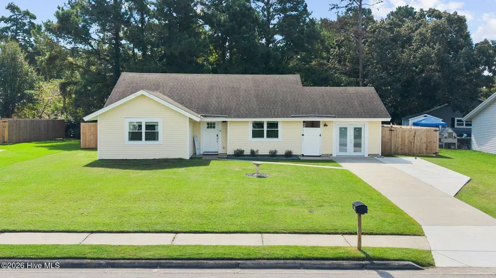 405 Dennis Road Jacksonville, NC 28546