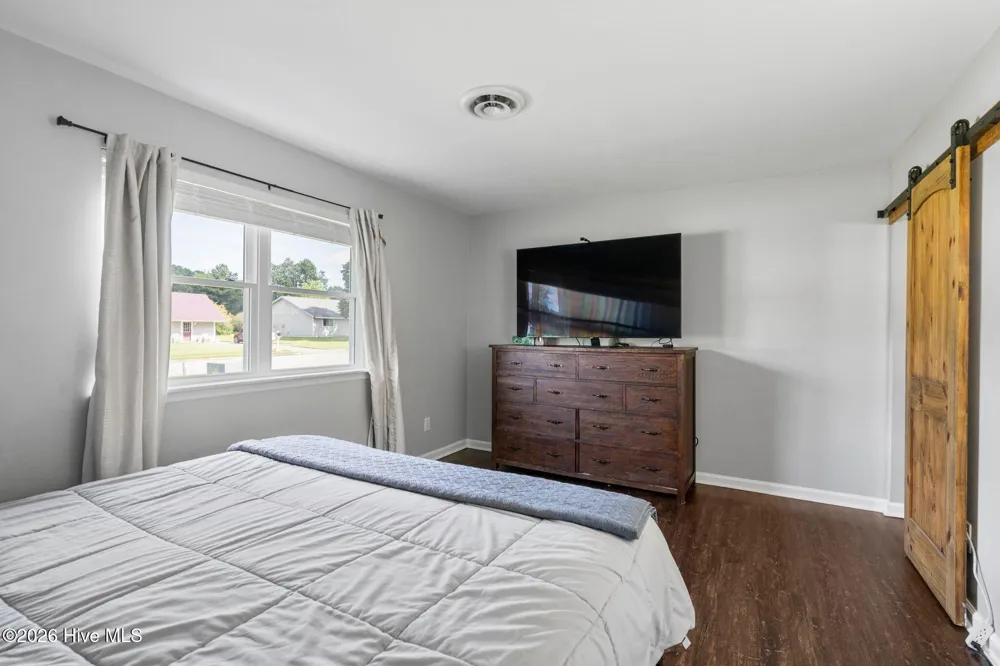 405 Dennis Road Jacksonville, NC 28546