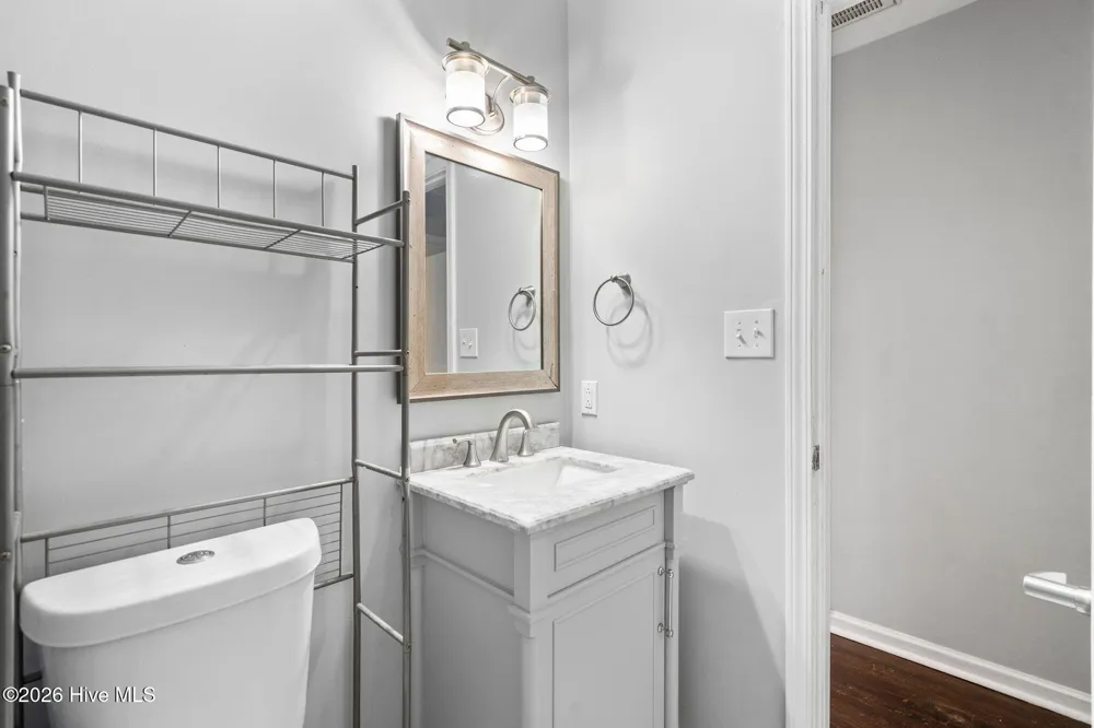 405 Dennis Road Jacksonville, NC 28546