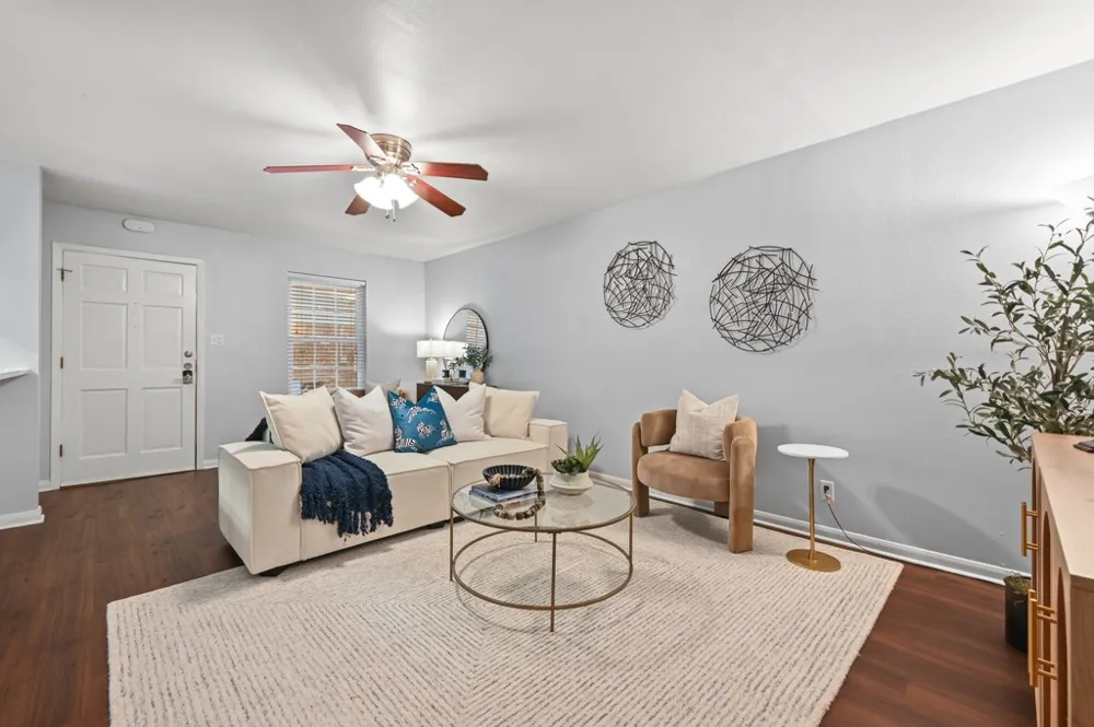 1240 Barton Hills Drive #116 Austin, TX 78704