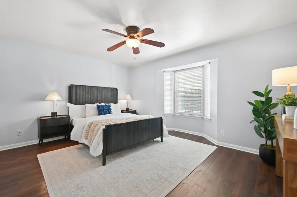 1240 Barton Hills Drive #116 Austin, TX 78704